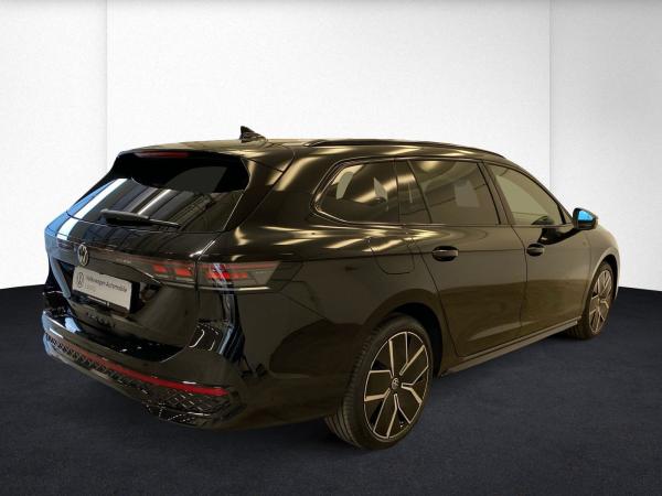 Volkswagen Passat R-Line eHybrid Preisvorteil 17684 €
