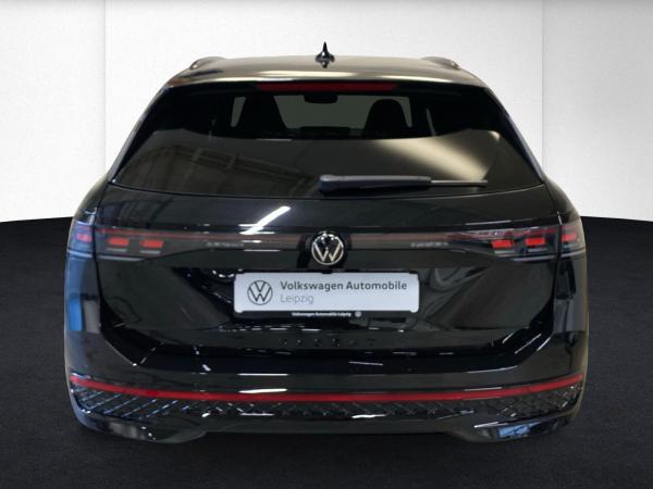 Volkswagen Passat R-Line eHybrid Preisvorteil 17684 €
