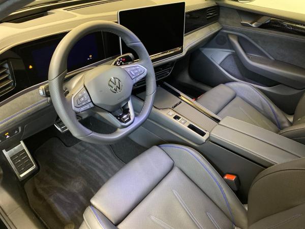 Volkswagen Passat R-Line eHybrid Preisvorteil 17684 €