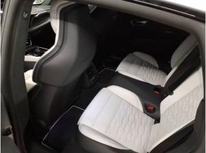 Audi RS e-tron GT *Ice Race Edition*Carbon**