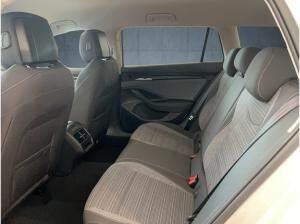 Skoda Superb Combi iV Selection 1.5 TSI AHK/NAVI/eHECK