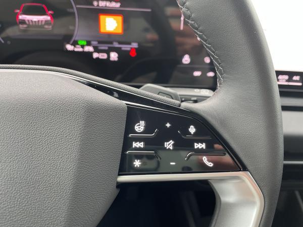 Audi Q6 e-tron 185 kW LED Navi Kamera SHZ PDC-Plus