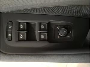 Skoda Superb Combi Sportline  AHK Fahrassist+ Navi HUD Canton