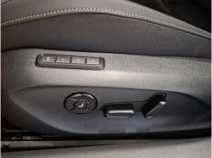 Skoda Superb Combi Sportline  AHK Fahrassist+ Navi HUD Canton