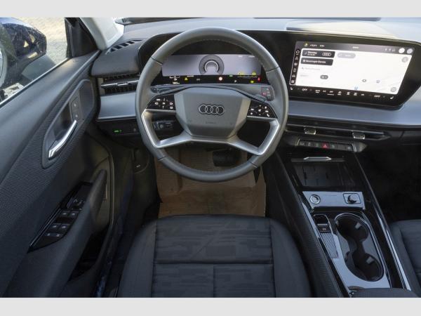 Audi Q3 SUV TDI S tronic Tech/AHK/Klima plus