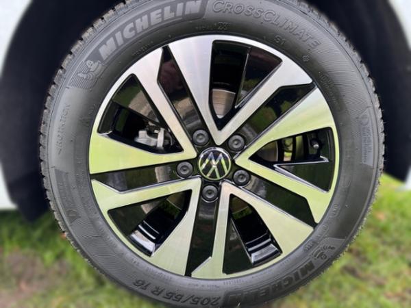 Volkswagen Golf Life 1,5 l TSI OPF 6-Gang Volkswagen Golf Life 1,5 l TSI OPF 6-Gang