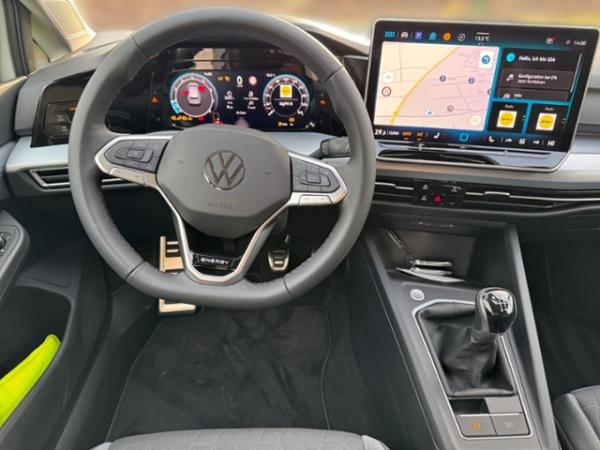 Volkswagen Golf Life 1,5 l TSI OPF 6-Gang Volkswagen Golf Life 1,5 l TSI OPF 6-Gang