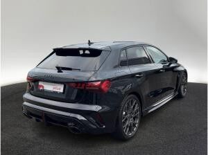 Audi RS3 Sportback quattro S tronic Navi Pano Sportabgas Audi RS3 Sportback quattro S tronic Navi Pano Sportabgas