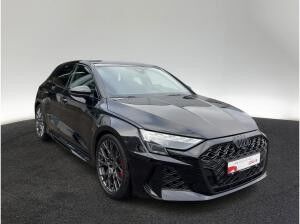 Audi RS3 Sportback quattro S tronic Navi Pano Sportabgas Audi RS3 Sportback quattro S tronic Navi Pano Sportabgas