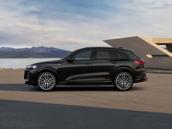 Audi Q5 edition one TDI quattro Luftfed. Pano AHK