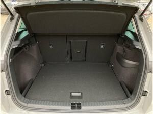 Skoda Karoq 1.5 TSI Selection LED.NAVI.VIC.KESSY.PDC.AHK.Lenk-HZG.LaneA.SignA.SmartLin