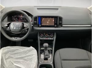 Skoda Karoq 1.5 TSI Selection LED.NAVI.VIC.KESSY.PDC.AHK.Lenk-HZG.LaneA.SignA.SmartLin