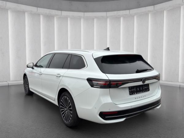 Volkswagen Passat Elegance 2.0 TDI DSG,IQ-DRIVE,AHK,BUSINESS