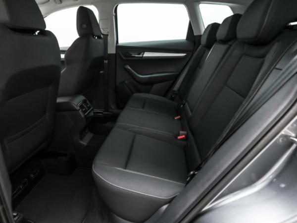 Skoda Karoq Tour 1.5 TSI AHK Navi Kamera ACC