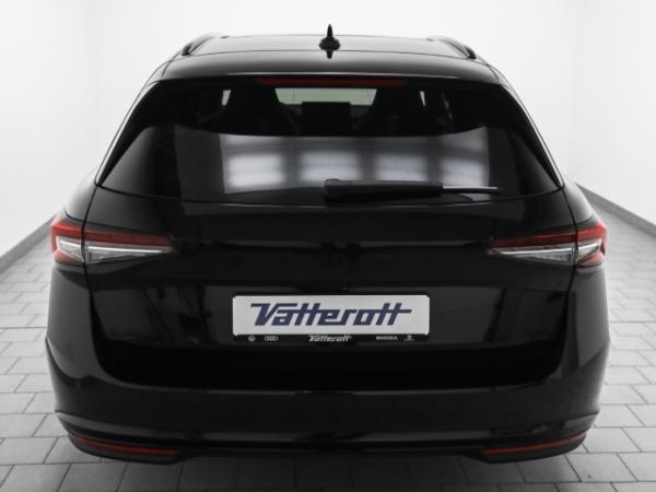 Skoda Superb Combi Sportline 2.0 TDI 4x4 AHK Pano Navi Kamera