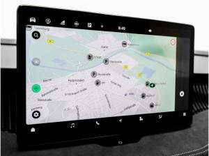 Skoda Superb Combi Sportline 2.0 TDI 4x4 AHK Pano Navi Kamera