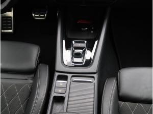 Skoda Octavia Combi RS 2.0 TSI DSG / Matrix, SmartLink