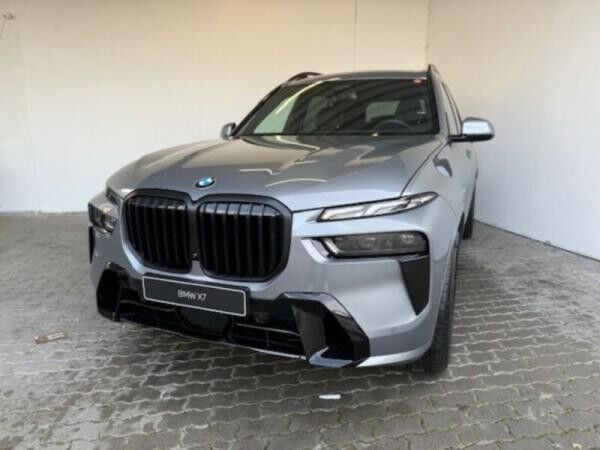 BMW X7 xDrive40d LAGERAKTION Businesskunden!