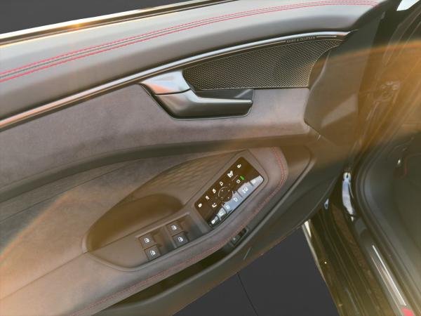 Audi A6 Avant e-hybrid QUATTRO+S-LINE EDIT.ONE+TECHPR