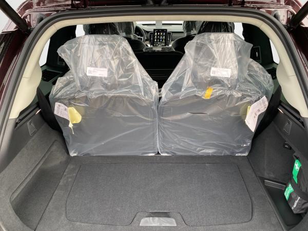 Volvo XC90 T8 Ultra Dark AHK+Luftfahrw.+Premium Paket