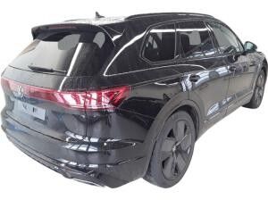 Volkswagen Touareg 3.0 TDI R-LINE STANDHEIZUNG WINTERRÄDER NP:  110.610.-€