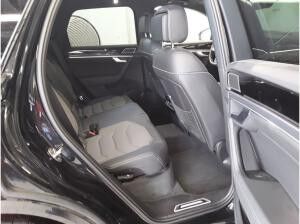 Volkswagen Touareg 3.0 TDI R-LINE STANDHEIZUNG WINTERRÄDER NP:  110.610.-€