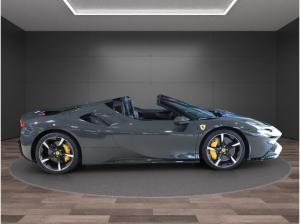 Ferrari SF90 Spider