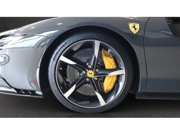 Ferrari SF90 Spider