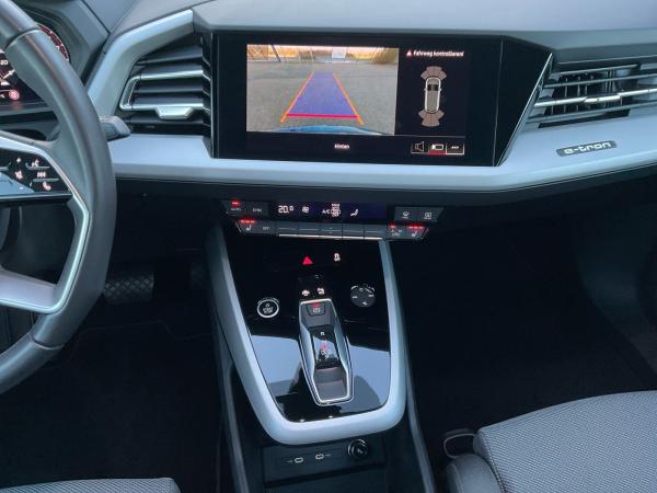 Audi Q4 e-tron Q4 35 e-tron advanced Navi Matrix Keyless ACC