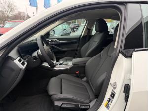 BMW i4 eDrive35 NAVI+LED+SITZ+PDC+KAMERA+AHK