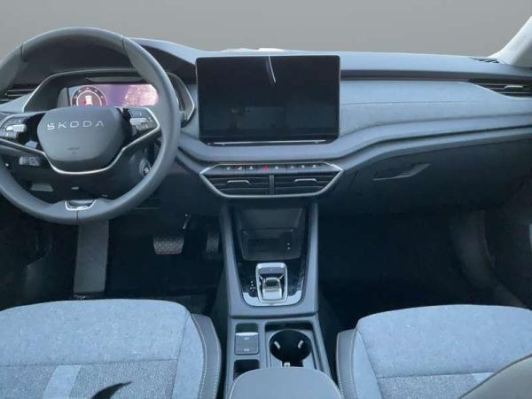 Skoda Octavia OCTAVIA COMBI BALANCE 1.5 DSG, AHZV, NAVI,18"