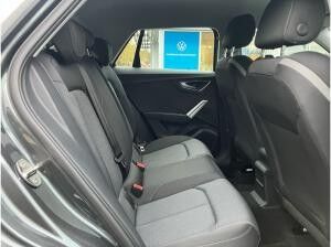 Audi Q2 S-Line 35 TFSI S-tronic / Matrix, RFK, ACC