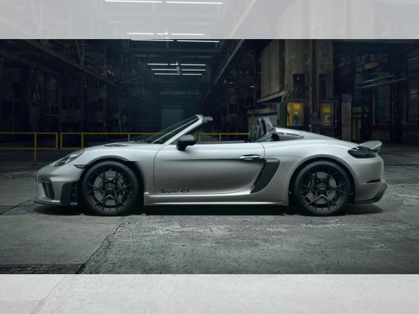 Porsche 718 Spyder RS BOSE Chrono Paket PDLS