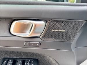 Volvo EX40 EX40 Single Motor Extended Range PLUS DARK - Sofort lieferbar!