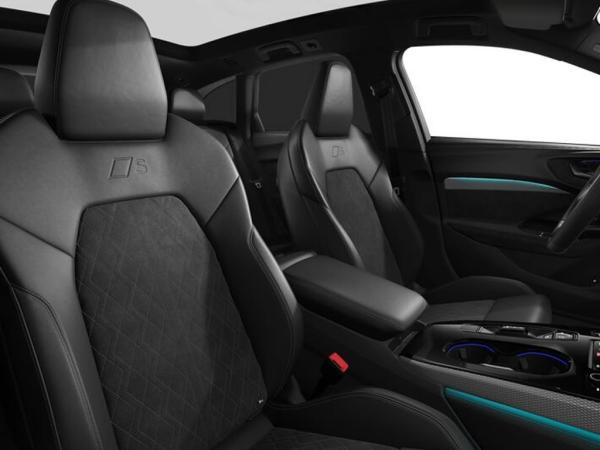 Audi A5 Avant e-hybrid qu. S tr. PANO 20 AHK HUD Matr