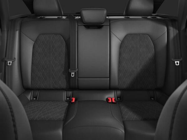 Audi A5 Avant e-hybrid qu. S tr. PANO 20 AHK HUD Matr