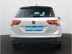 Volkswagen Tiguan Active 1.5 TSI DSG / Navi, App, LED, RFK