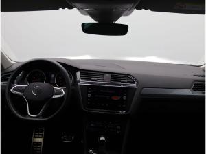 Volkswagen Tiguan Active 1.5 TSI DSG / Navi, App, LED, RFK