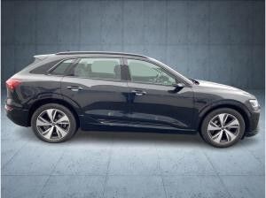 Audi Q8 e-tron Advanced 55 qu LED HUD Pano AHK ACC 20