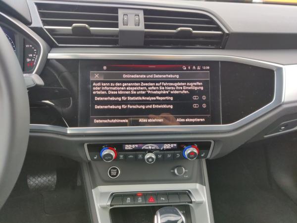 Audi Q3 35 TFSI S-tronic advanced AHK ACC SmartInterf