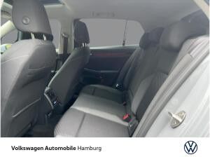 Volkswagen Golf VIII 2.0 TDI DSG Panoramadach Sitzheizung Volkswagen Golf VIII 2.0 TDI DSG Panoramadach Sitzheizung