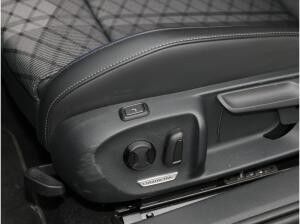 Volkswagen Passat Variant 1.5TSI eHybrid R-LINE +AHK+