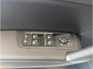 Volkswagen Touran R-Line 2,0 l TDI SCR DSG 7-SITZER