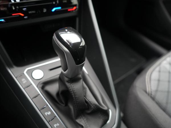 Volkswagen Taigo DSG R-Line ab mtl. € 399,-¹ ⚡ SOFORT VERFÜGBAR! ⚡