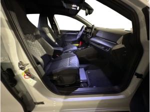 Volkswagen Golf R-Line 1.5 eTSI 150 PS DSG *BLACK STYLE*MATRIX*AHK*PANO*STANDHZG*KEYLESS*49.770 €*