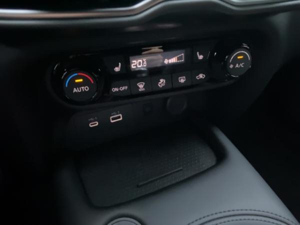 Nissan Juke N-CONNECTA 114PS 6MT Winter/Carplay/RFK