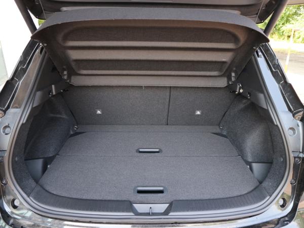 Nissan Qashqai 1.3 DIG-T MHEV TEKNA  #GLASDACH #BOSE