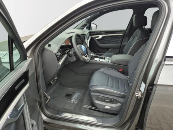 Volkswagen Touareg Final Edition "sogar noch frisch verpackt!"