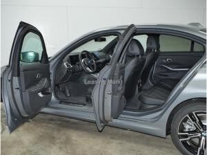 BMW 330 330e M Sportpaket + GARANTIE-bis-01.2030