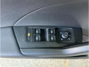 Volkswagen T-Cross 1.0 TSI Life ACC/NAVI/SITZHZG./LED